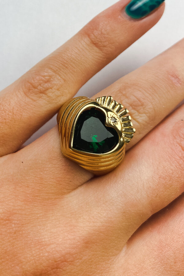 Dark green heart ring | stainless steel