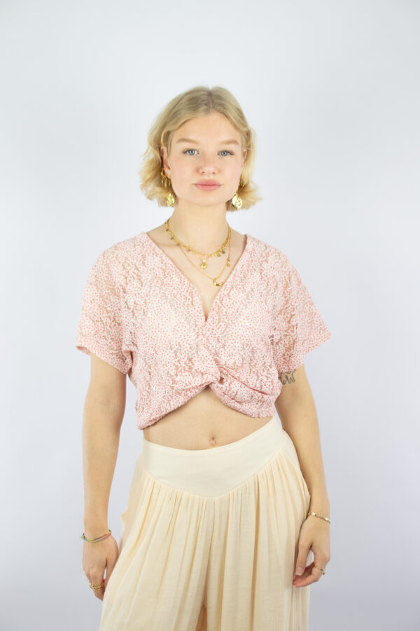 Vintage pink detailed lace top