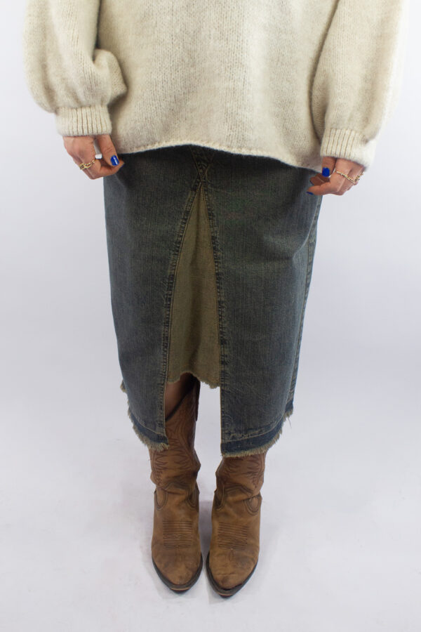 Vintage mid rise maxi denim skirt