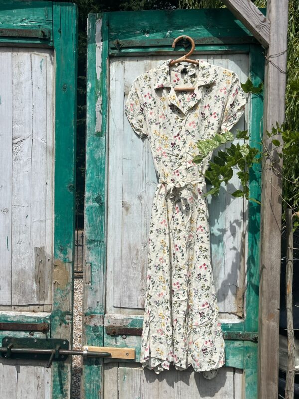 Vintage botanical midi dress