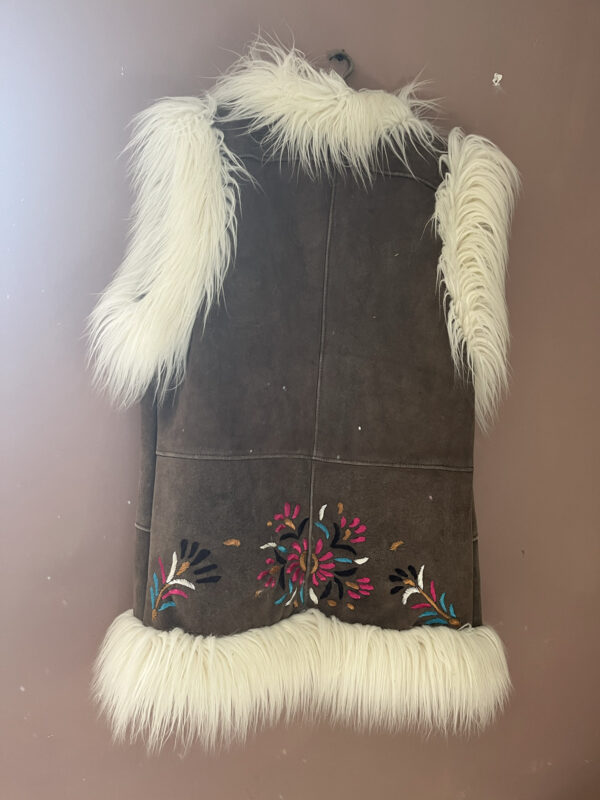 NILA | VINTAGE WAISTCOAT - Image 3