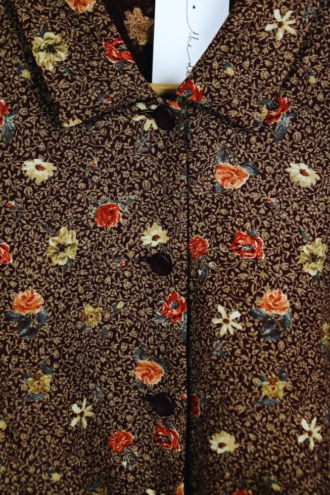 Vintage brown flower pattern blouse